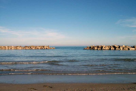 la spiaggia di san benedetto del tronto